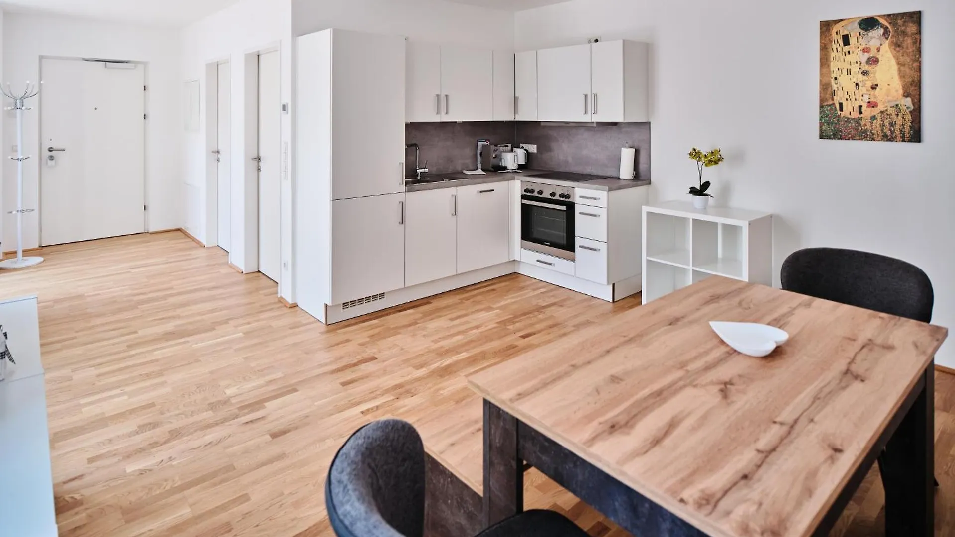 Next To Schoenbrunnpalace Close To Public Transport - Myschoenbrunn Apartments Bécs