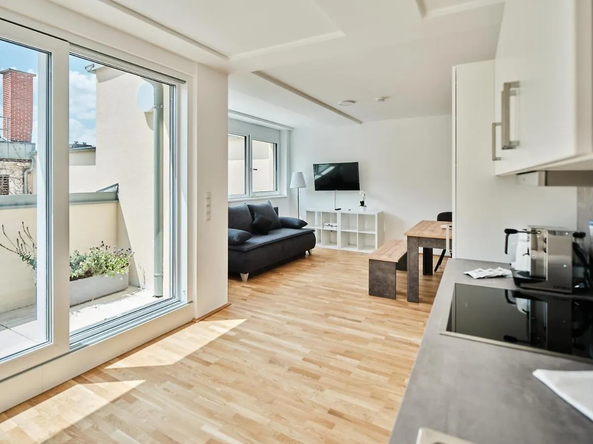 Next To Schoenbrunnpalace Close To Public Transport - Myschoenbrunn Apartments Viena
