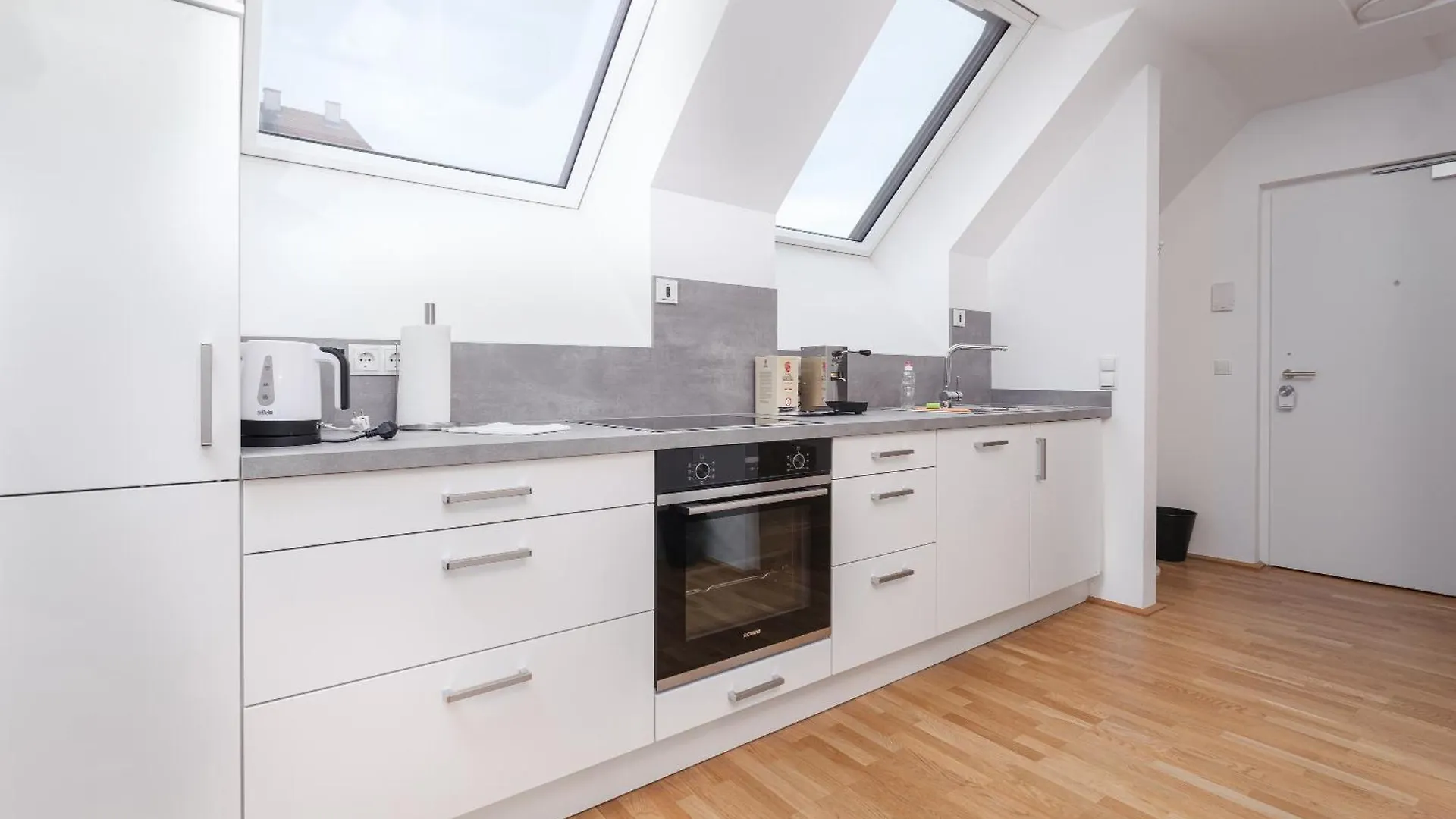Next To Schoenbrunnpalace Close To Public Transport - Myschoenbrunn Apartments Viena 0*,  Austria
