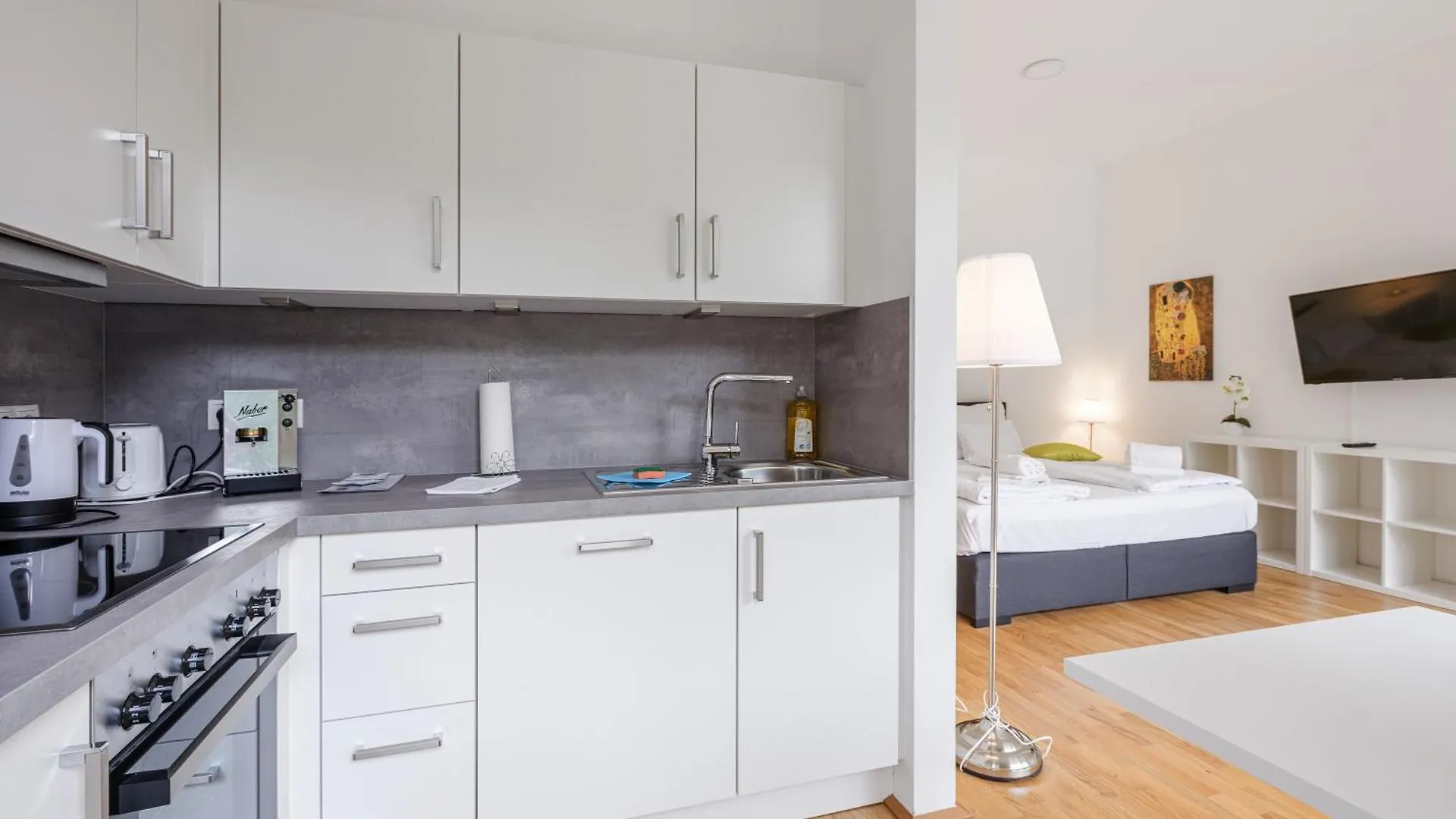 Next To Schoenbrunnpalace Close To Public Transport - Myschoenbrunn Apartments Viena 0*,  Austria