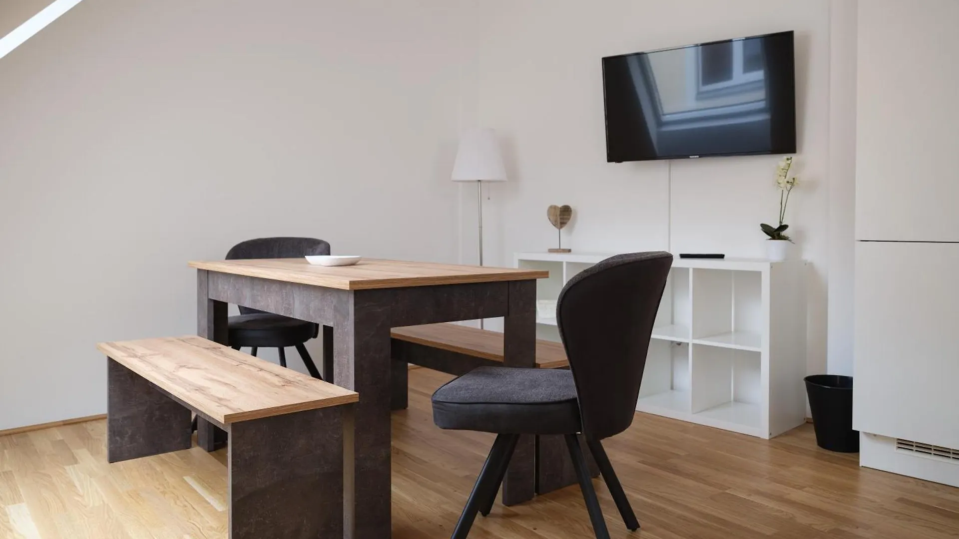 Next To Schoenbrunnpalace Close To Public Transport - Myschoenbrunn Apartments Viena