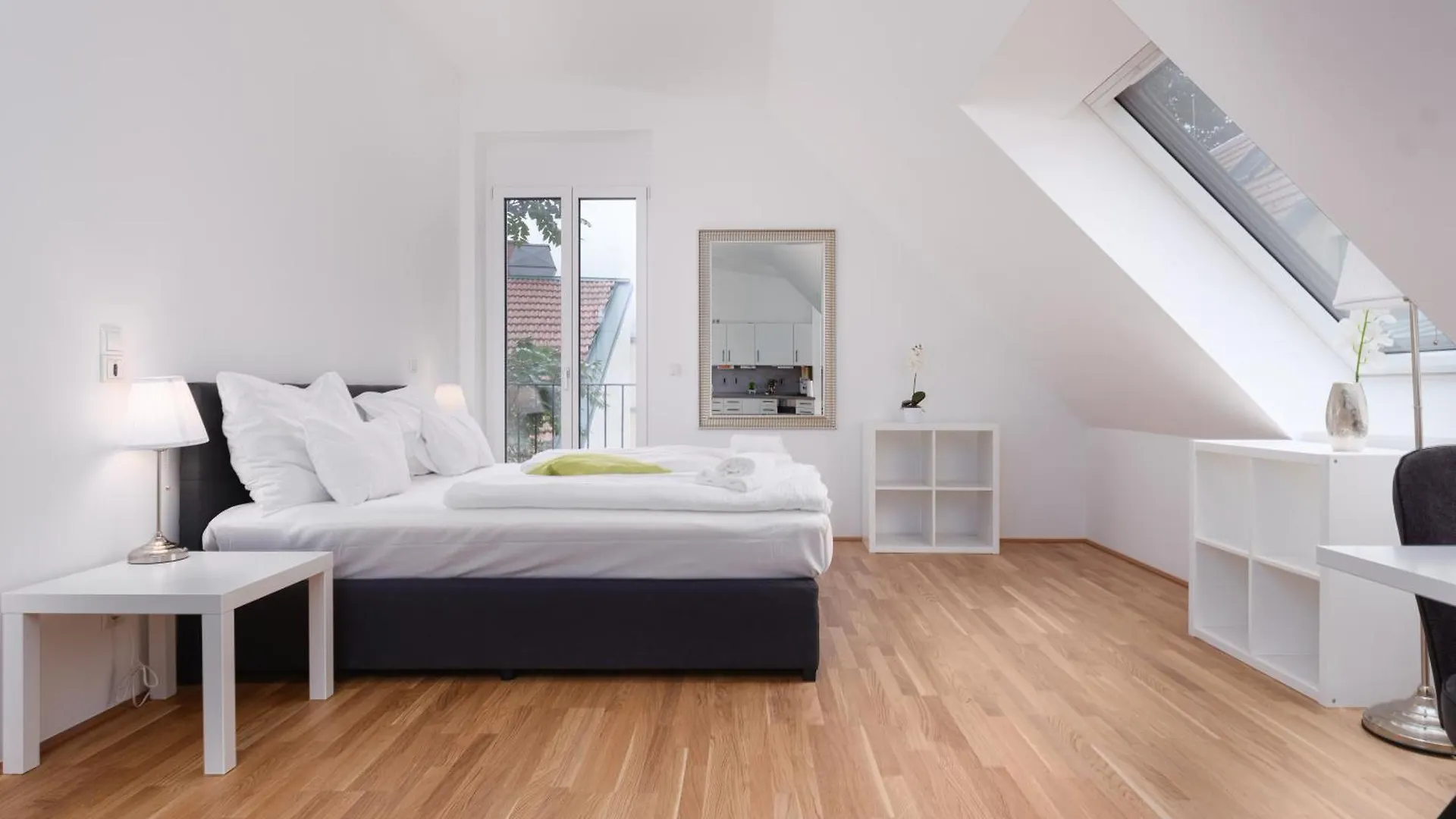 Next To Schoenbrunnpalace Close To Public Transport - Myschoenbrunn Apartments Viena Austria