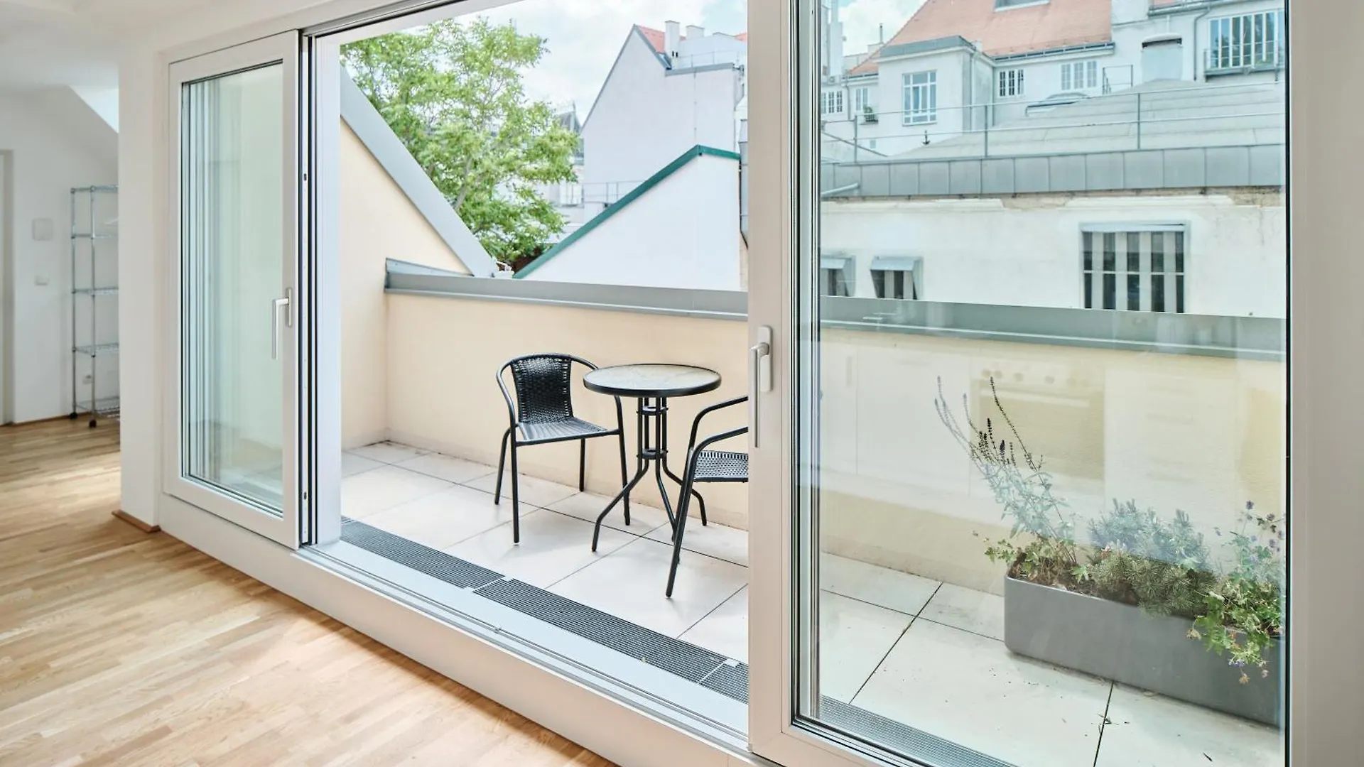Next To Schoenbrunnpalace Close To Public Transport - Myschoenbrunn Apartments Viena