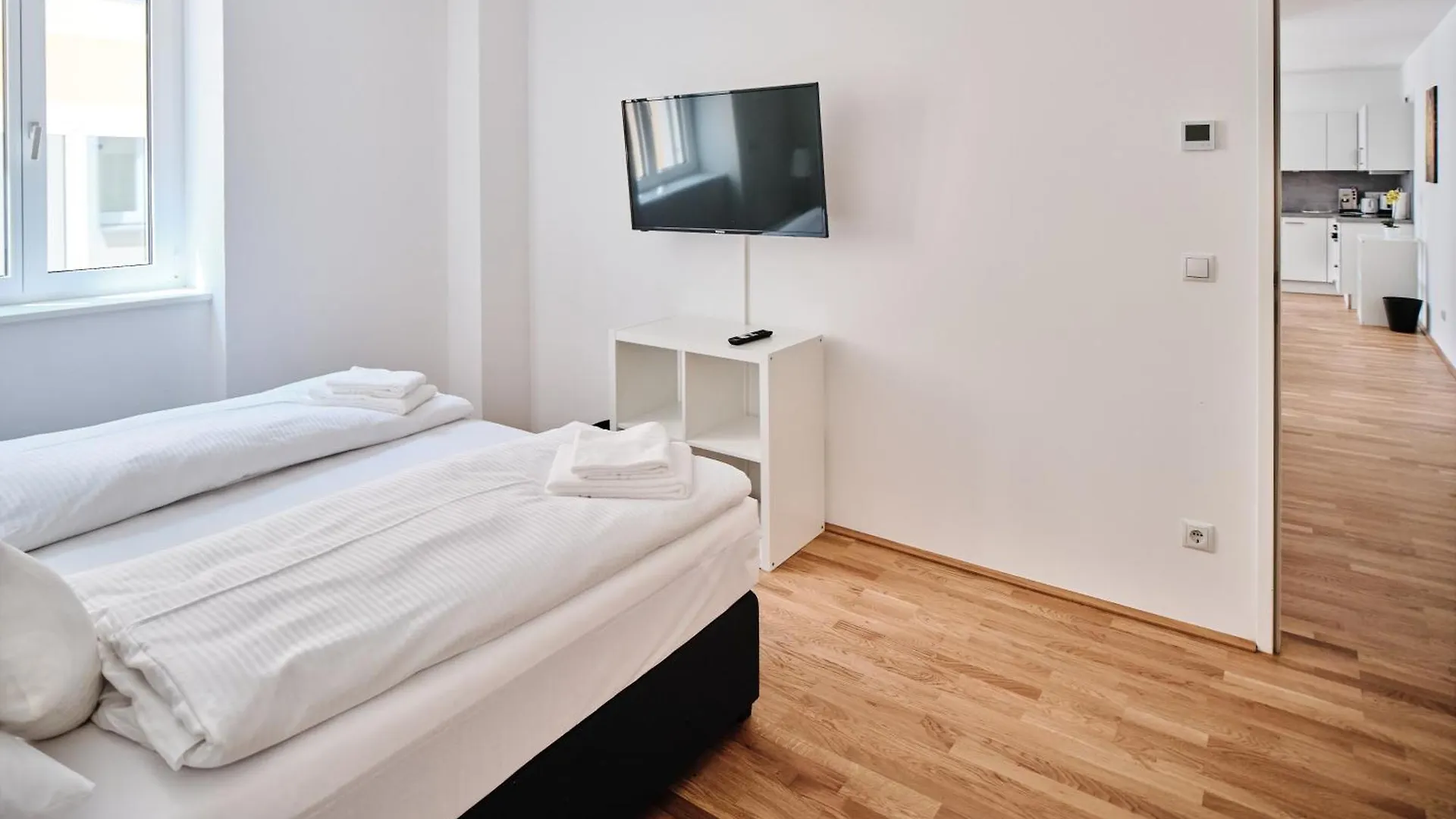 Next To Schoenbrunnpalace Close To Public Transport - Myschoenbrunn Apartments Viena