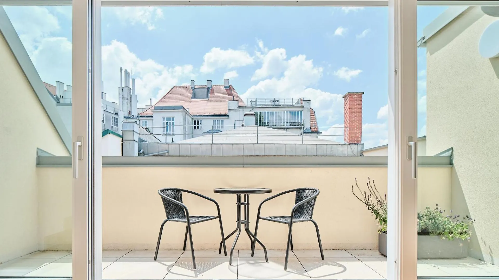 Next To Schoenbrunnpalace Close To Public Transport - Myschoenbrunn Apartments Viena