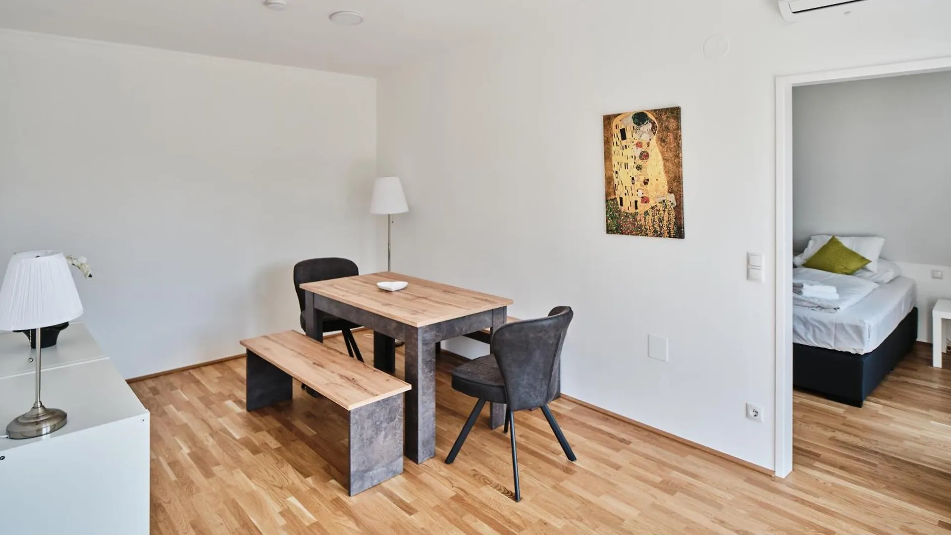 Next To Schoenbrunnpalace Close To Public Transport - Myschoenbrunn Apartments Viena