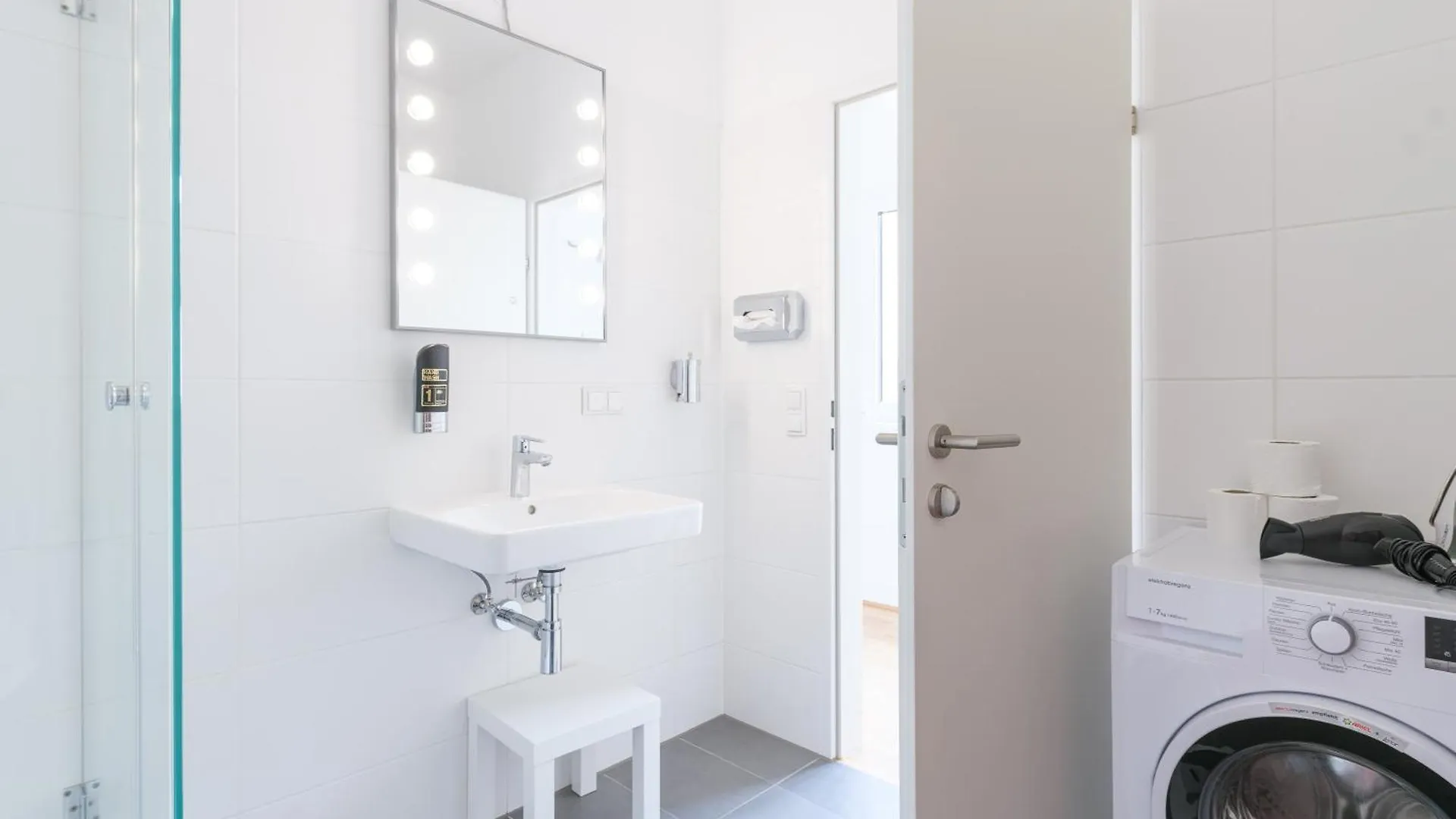 Next To Schoenbrunnpalace Close To Public Transport - Myschoenbrunn Apartments Vienna 0*,